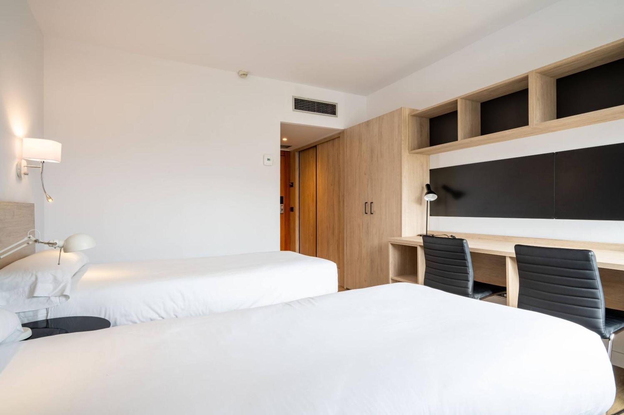 Micampus Pamplona Student Residence Εξωτερικό φωτογραφία